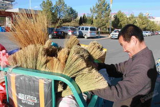 残疾人耿云山 用双手编织幸福，日用杂品见匠心
